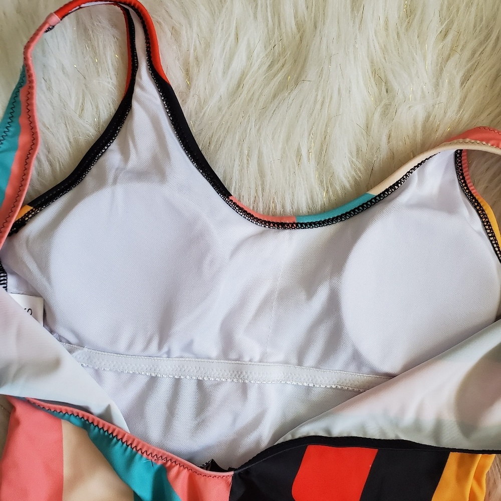 🔴5/$25 🎉HP🎉Striped One Piece Swim Suit - Picture 4 of 5
